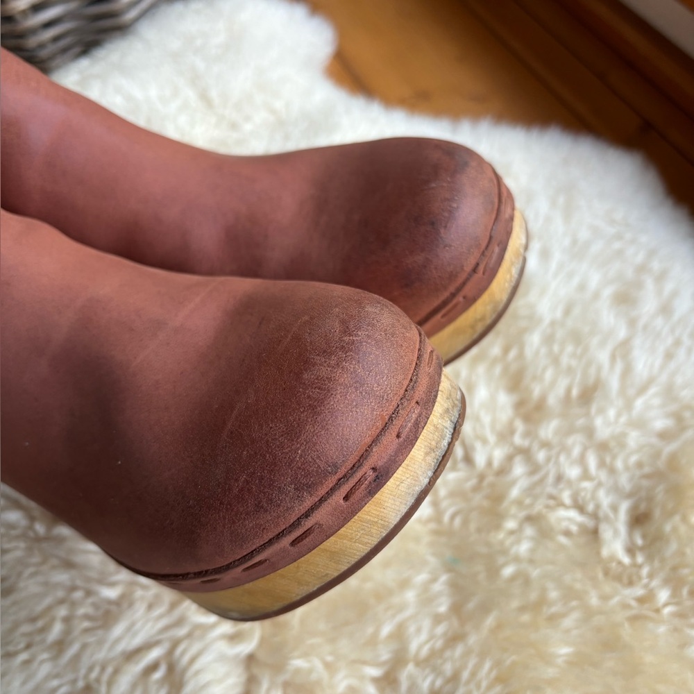 Women's Brown Leather Clog Ankle Boots - Picture 6 of 11